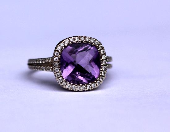 AMETHYST AND DIAMOND COCKTAIL RING