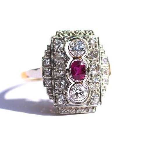 DIAMOND AND RUBY ART DECO ENGAGEMENT RING