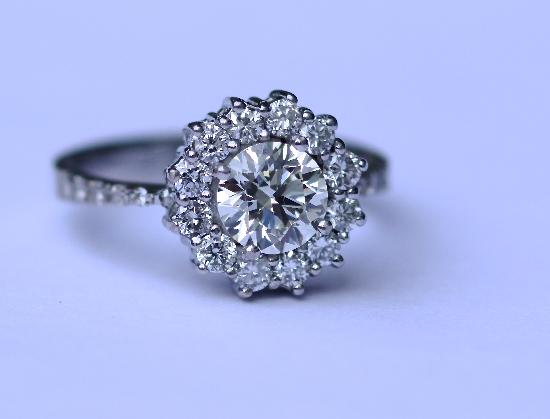 DIAMOND CLUSTER ENGAGEMENT RING