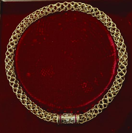 RUBY AND DIAMOND NECKLACE BY G.GRASER