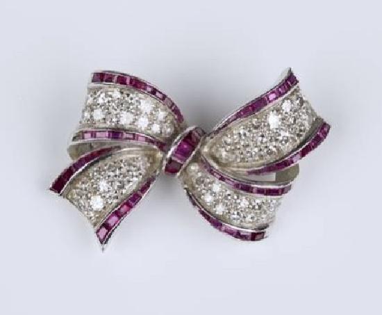 ART DECO RUBY AND DIAMOND RIBBON BOW BROOCH