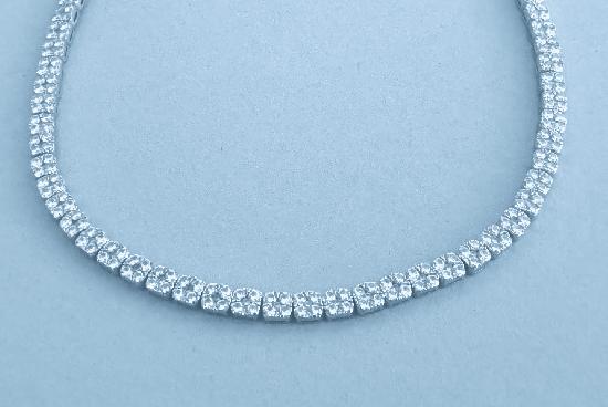 FINE QUALITY DIAMOND CHOKER FINE QUALITY DIAMOND CHOKER