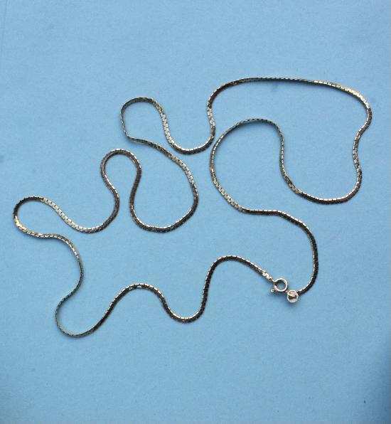 LONG SMOOTH LINK NECK CHAIN