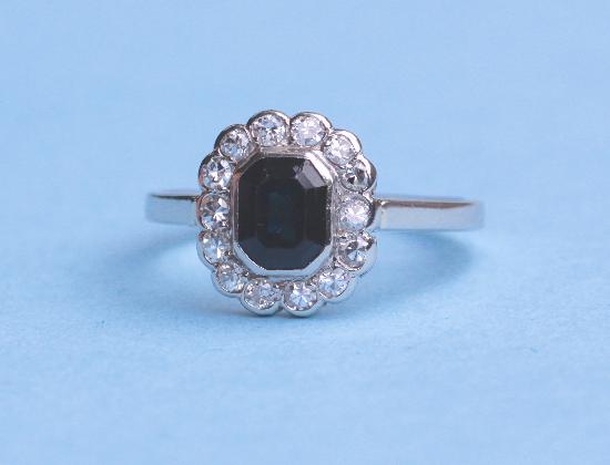PLATINUM SAPPHIRE AND DIAMOND ENGAGEMENT RING 