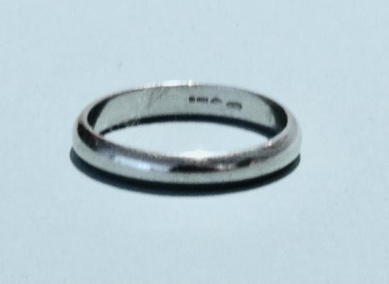 PLATINUM WEDDING BAND