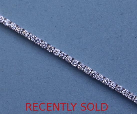 FINE QUALITY DIAMOND TENNIS-LINE BRACELET