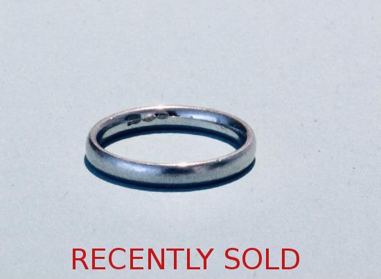 PLATINUM WEDDING BAND