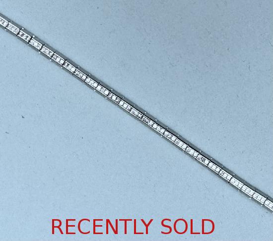 QUALITY DIAMOND LINE BRACELET 