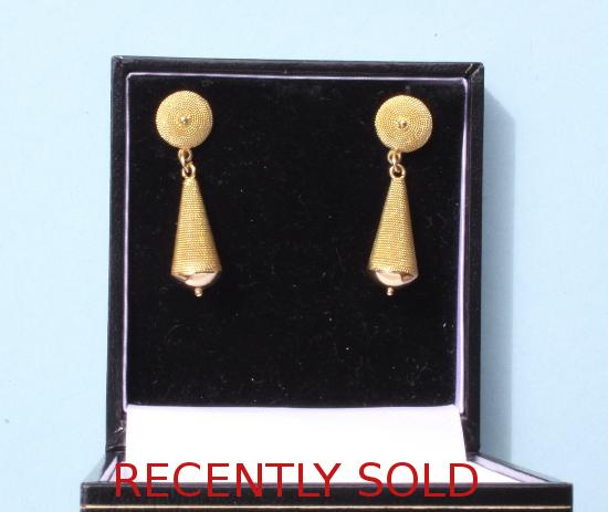 RETRO STYLISH GOLD DROP EARRINGS 