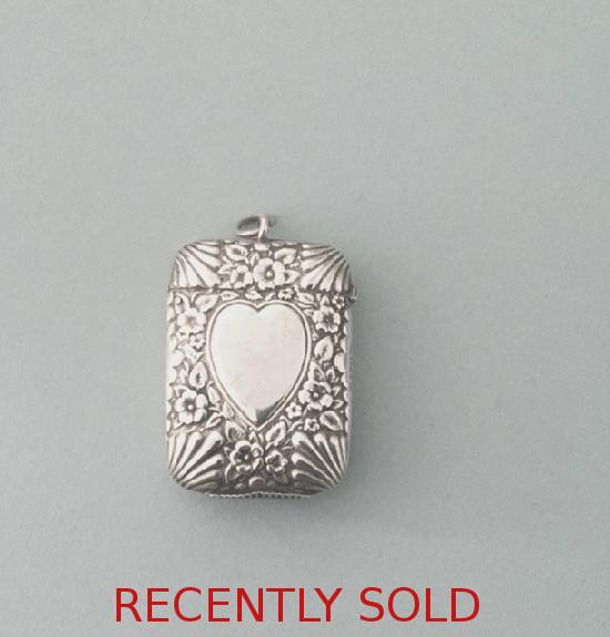 VICTORIAN VESTA MATCH CASE