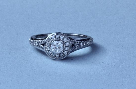 VERA WANG DIAMOND ENGAGEMENT RING