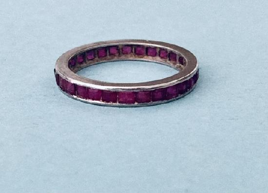 VINTAGE RUBY ETERNITY RING 