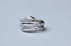 Charming Diamond Snake Serpent Ring