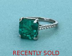 Emerald And Diamond Ring