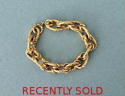 Gorgeous Retro Gold Bracelet 